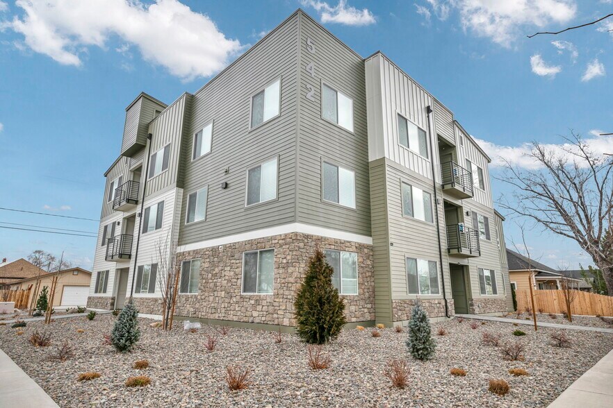 More Photos Of 542 7th St, Sparks Apartments For Sale