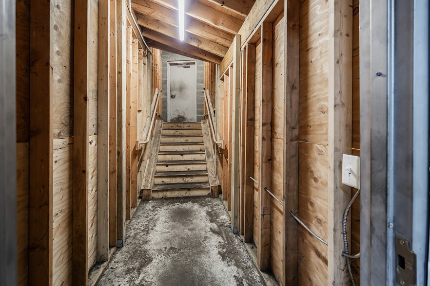 More Photos Of 1706 Englishtown Rd, Old Bridge Warehouse For Sale