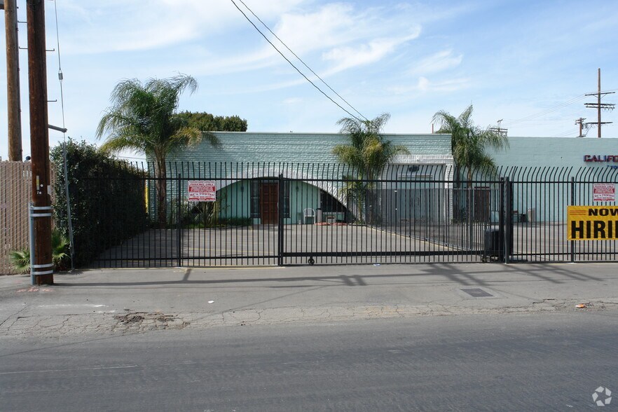 Primary Photo Of 7751 Burnet Ave, Van Nuys Warehouse For Lease