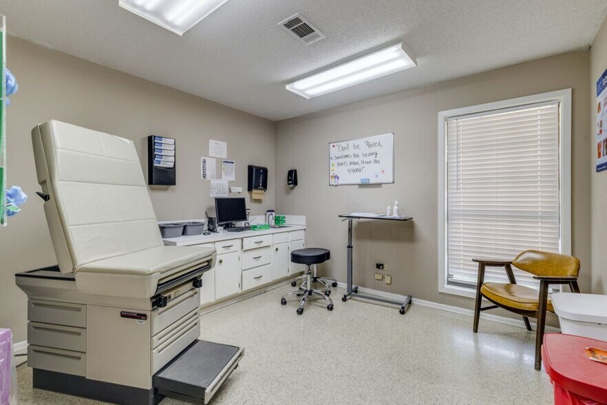 More Photos Of 161 Christian Dr, Rayville Medical For Sale