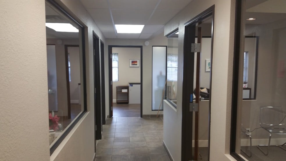 More Photos Of 2345 S Alma School Rd, Mesa Office For Lease