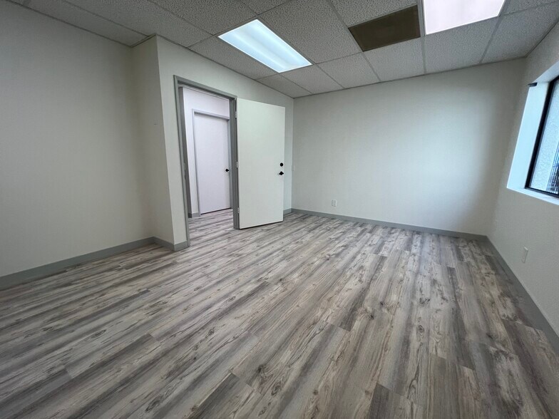 More Photos Of 1111 E Ocean Ave, Lompoc Medical For Lease