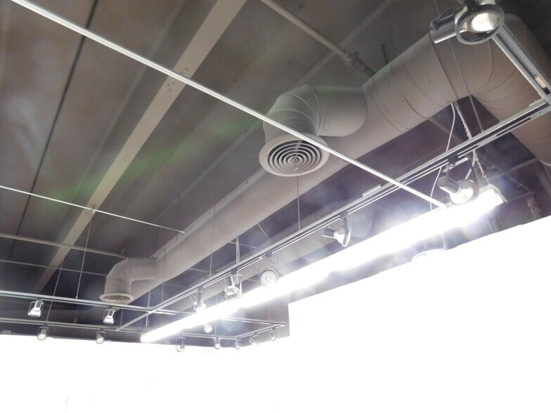 More Photos Of 3480 S Broadway, Los Angeles Warehouse For Sale