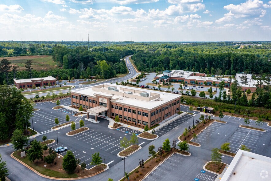 More Photos Of 2201 Newnan Crossing Blvd, Newnan Medical For Lease