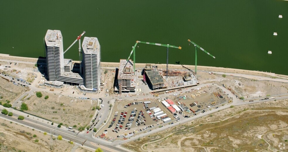 More Photos Of 1306 Vista Del Lago Dr, Tempe Apartments For Lease