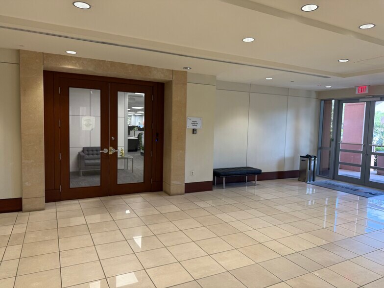 More Photos Of 1580 Sawgrass Corporate Pky, Sunrise Office For Lease