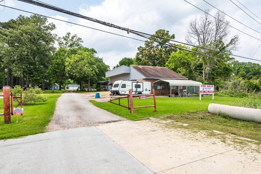 More Photos Of 24919 FM 2100 Rd, Huffman Land For Sale