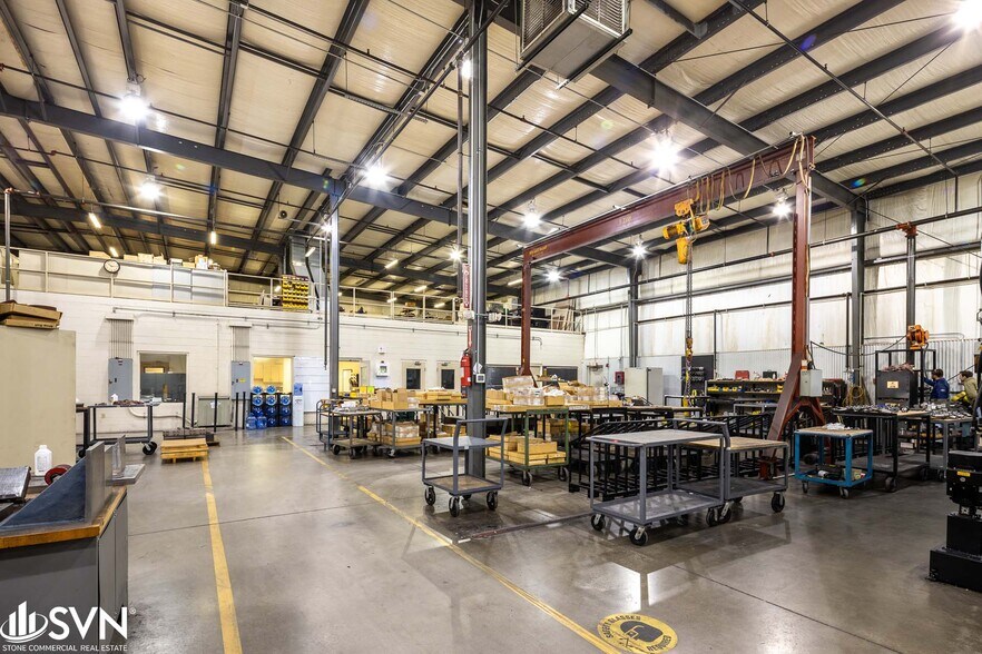 More Photos Of 95 Industrial Park Rd, Mount Vernon Distribution For Sale