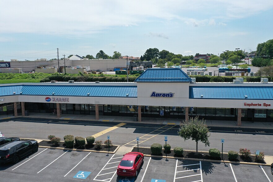 More Photos Of 101-165 Rohrerstown Rd, Lancaster Unknown For Lease