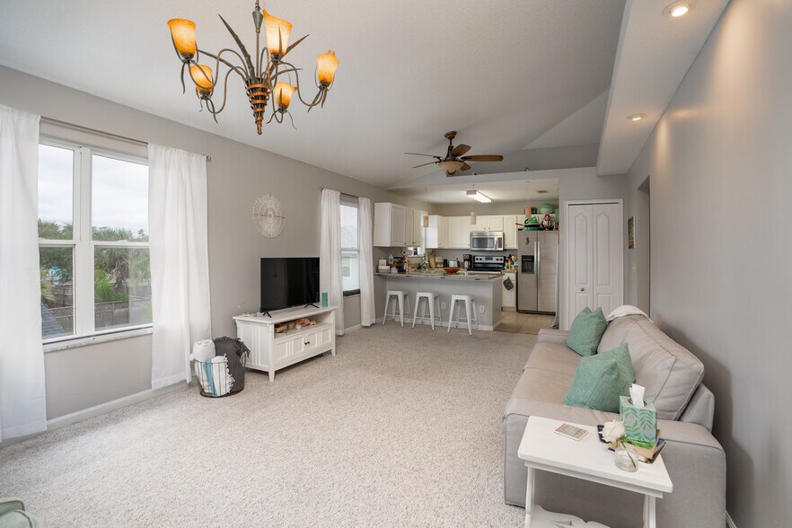 531 A1a Beach Blvd, Saint Augustine, FL 32080 Storefront Retail