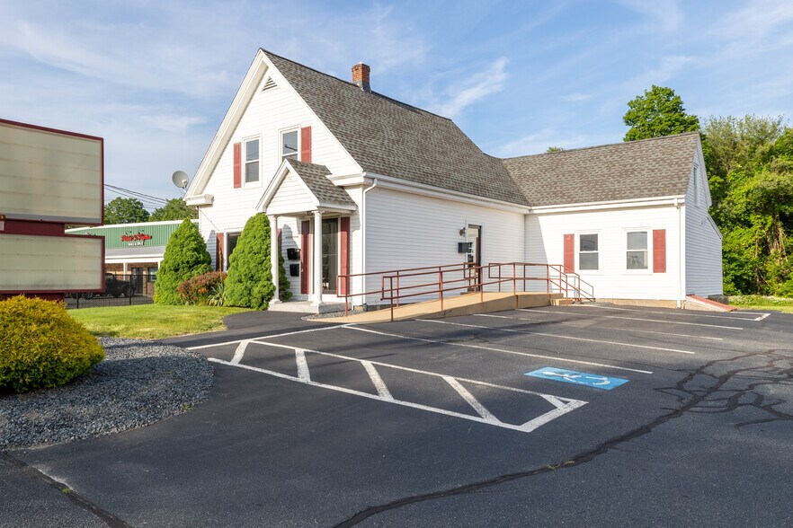Primary Photo Of 293 Bedford St, Whitman Office For Sale