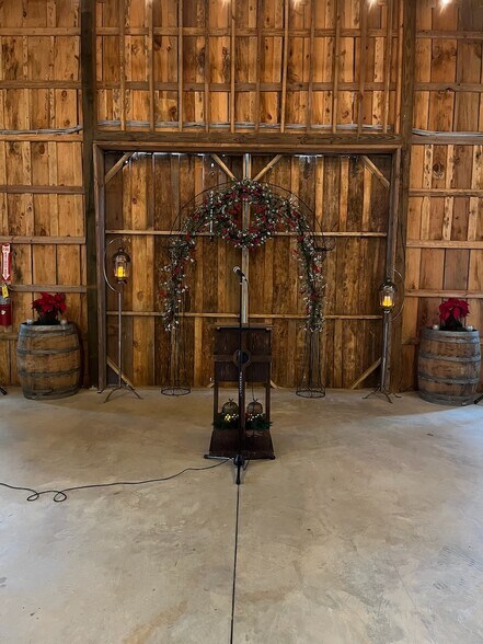 More Photos Of 77 Little River Rd, Carrollton Specialty For Sale