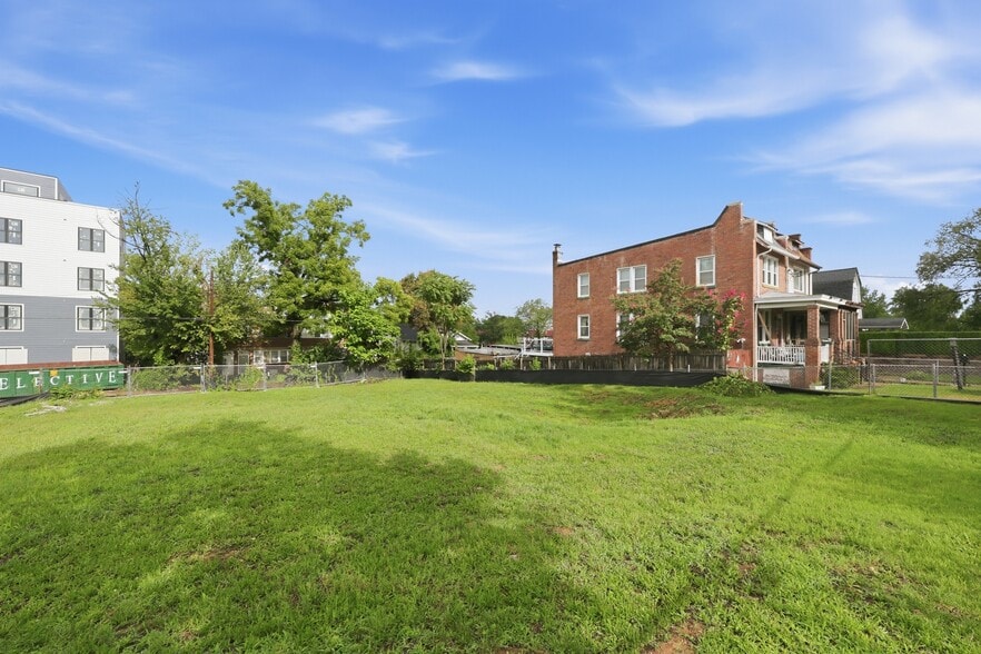 More Photos Of 1615 22nd St SE, Washington Apartments For Sale