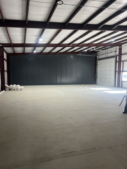 More Photos Of 4540 FM 1102, New Braunfels Unknown For Lease