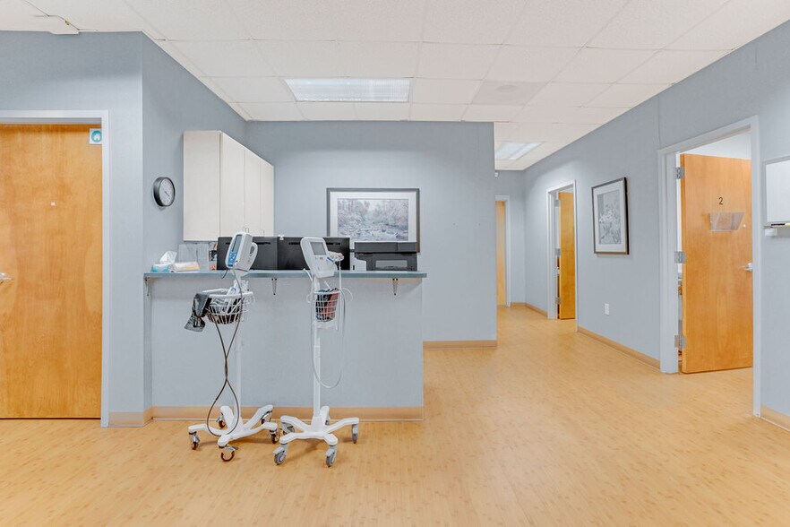 More Photos Of ,  Office For Sale