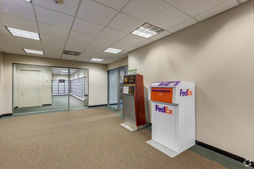 More Photos Of 211 N Robinson Ave, Oklahoma City Office For Lease