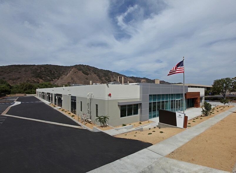 More Photos Of 11555 Sorrento Valley Rd, San Diego Unknown For Lease