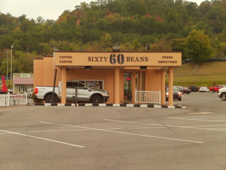 More Photos Of 440 Park Blvd, Rogersville Unknown For Lease