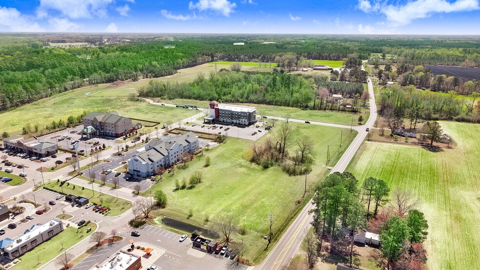 More Photos Of 5442 Lamm Rd, Wilson Storefront For Lease