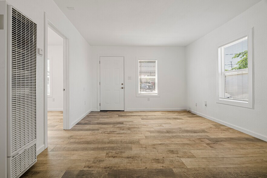 More Photos Of 19-37 Washington St, Bay, Bay Point Apartments For Sale