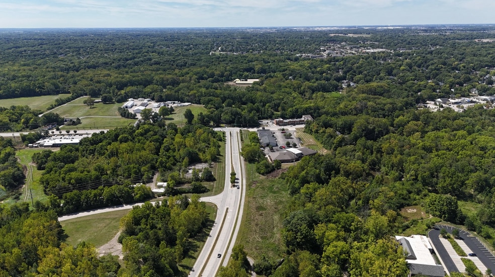 More Photos Of 5550 W 106th St, Zionsville Office For Lease