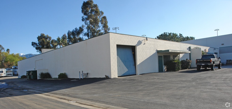 More Photos Of 1415 Palomares St, La Verne Warehouse For Lease