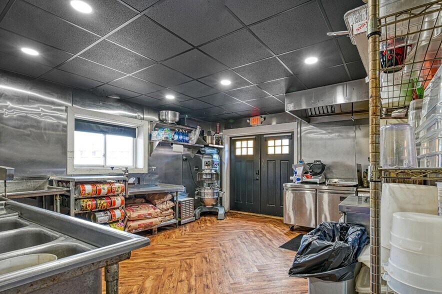 More Photos Of 37249 State Hwy 23, Grand Gorge Flex For Sale