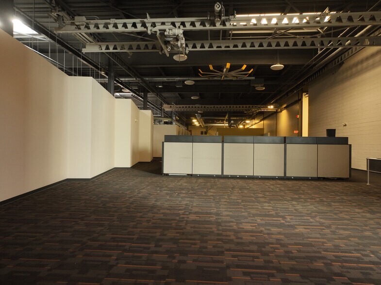 More Photos Of 4265 N 30th St, Milwaukee Industrial For Sale