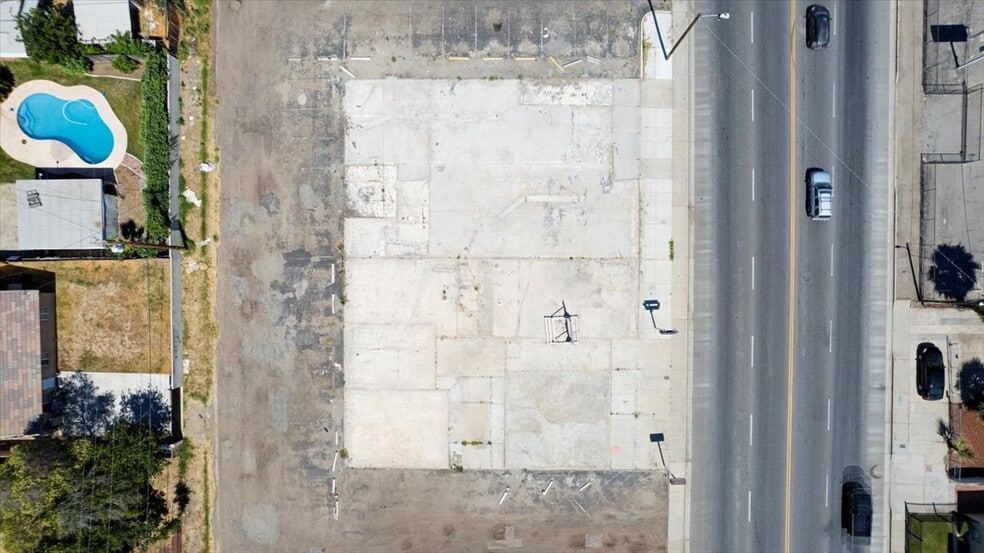 More Photos Of 1818 Brundage Ln, Bakersfield Land For Sale