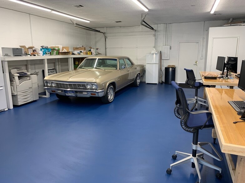 More Photos Of 1136 Kimbark St, Longmont Warehouse For Lease