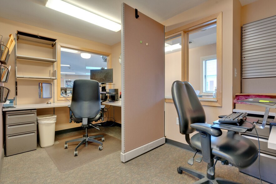 More Photos Of 6 Hampton Rd, Exeter Medical For Sale