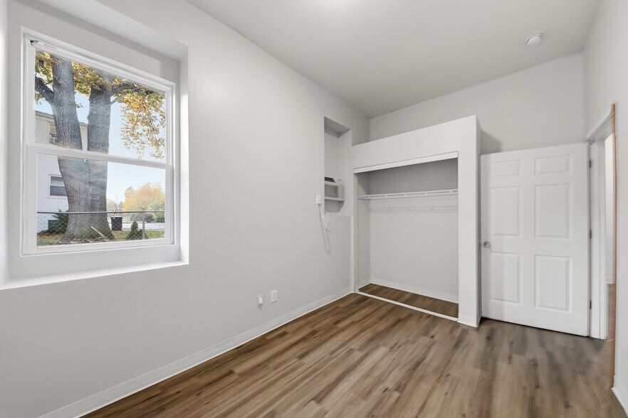 More Photos Of 1636 Summit Rd, Cincinnati Apartments For Sale