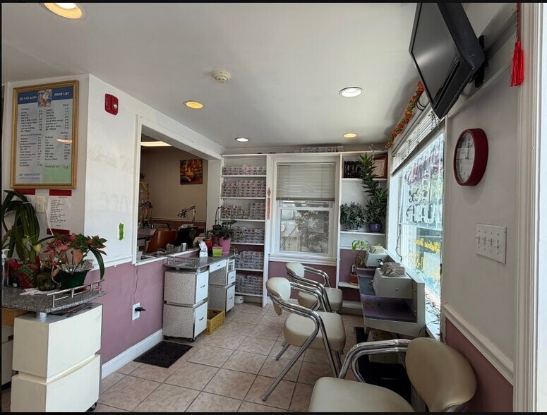 More Photos Of 135 Montgomery Ave, Bala Cynwyd Office For Sale