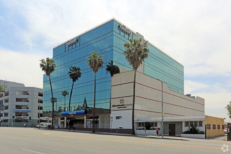Primary Photo Of 5000 W Sunset Blvd, Los Angeles Medical For Lease