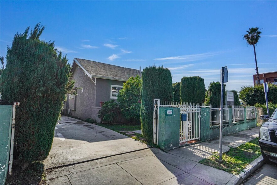 More Photos Of 5552 Barton Ave, Los Angeles Land For Sale