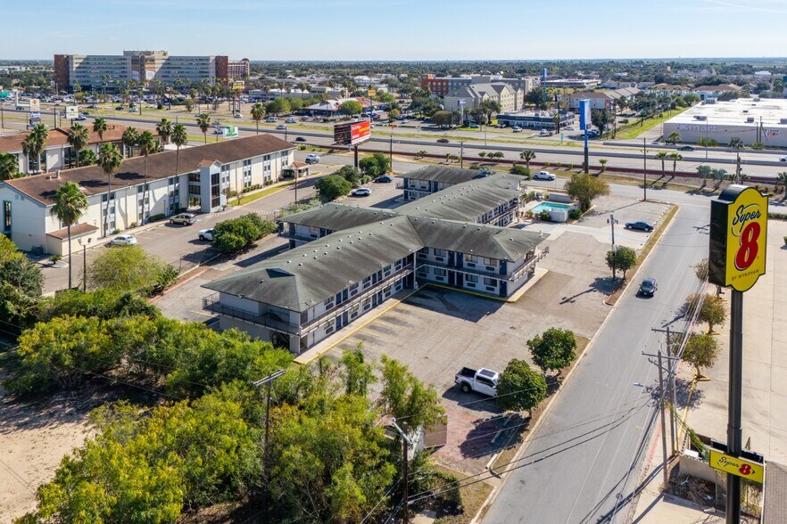 More Photos Of 700 W Expressway 83, McAllen Hotel For Sale