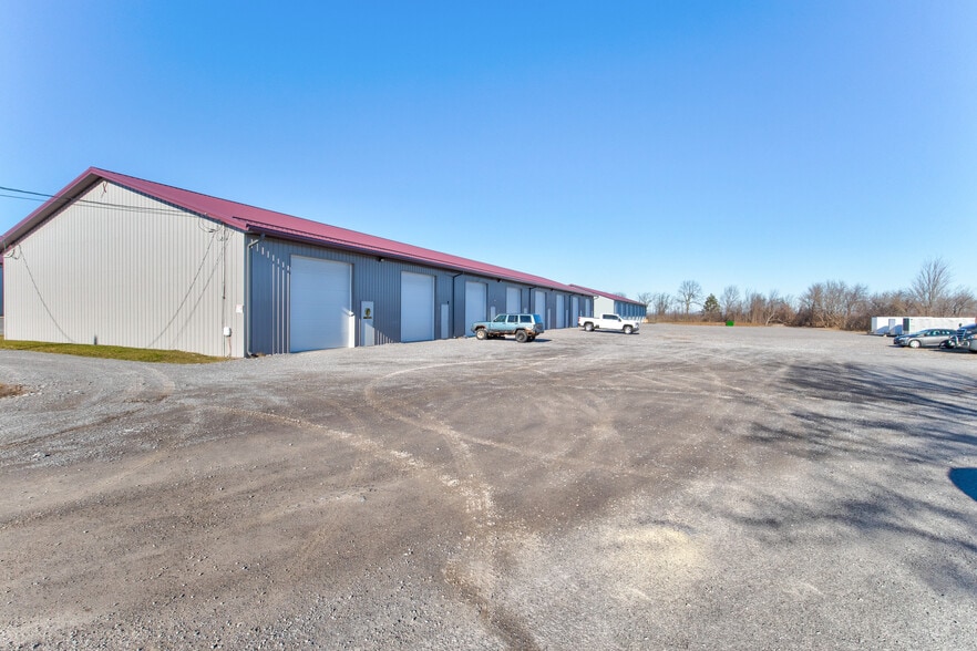 More Photos Of 5773 E Main Street Rd, Batavia Warehouse For Lease