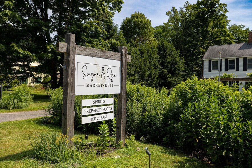 More Photos Of 139 S Main St, Sheffield Freestanding For Sale