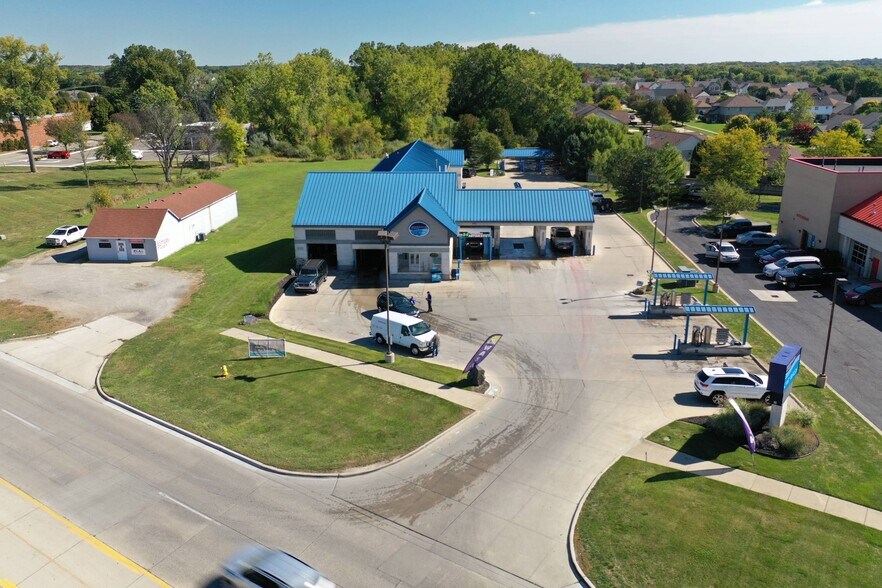 More Photos Of 52700 Gratiot Ave, New Baltimore Carwash For Sale