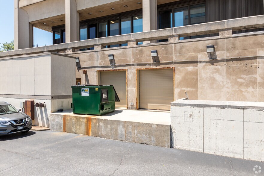 More Photos Of 800 N King St, Wilmington Office For Lease