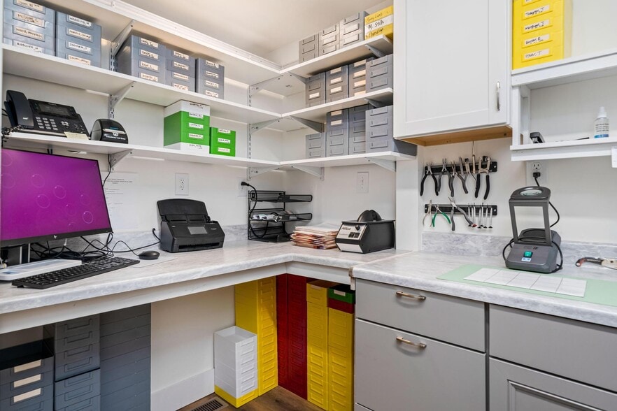 More Photos Of 364 Opie Arnold Rd, Limestone Medical For Sale