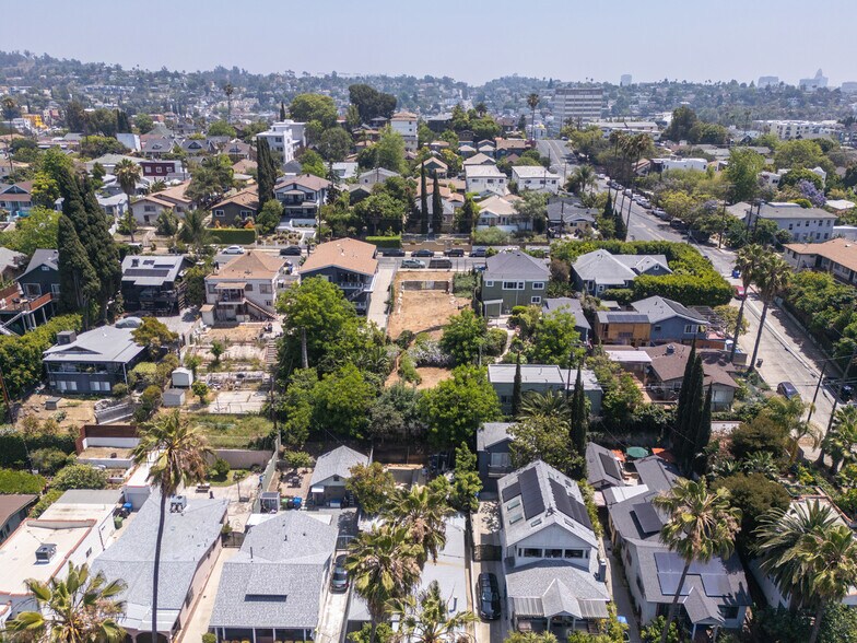 More Photos Of 1311 Waterloo St, Los Angeles Land For Sale