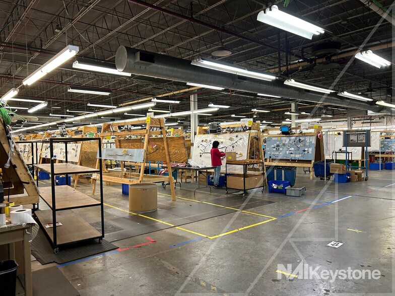 More Photos Of 601-637 Hiesters Ln, Reading Warehouse For Lease