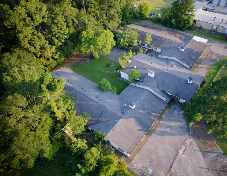 More Photos Of 1712 N Timberland Dr, Lufkin Healthcare For Sale