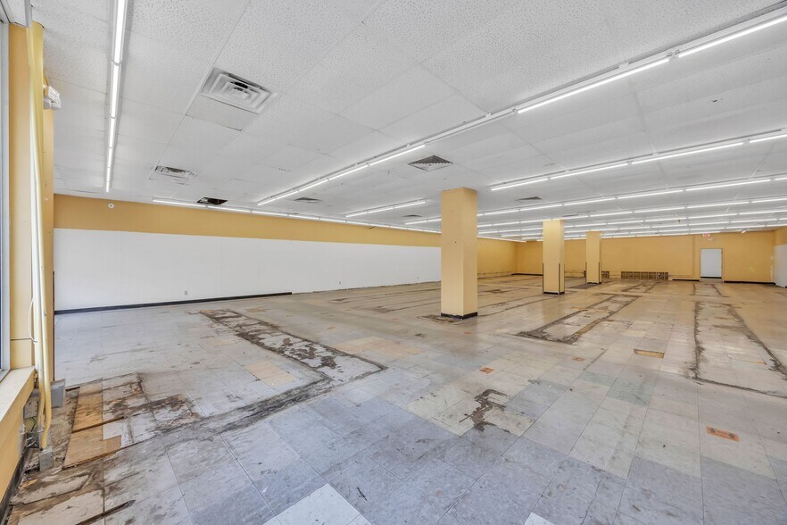More Photos Of 511 Market St, Chattanooga Specialty For Lease
