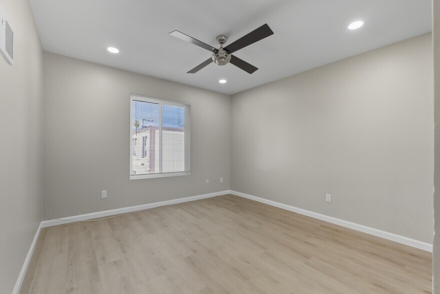 More Photos Of 7125 Waite Dr, La Mesa Apartments For Sale