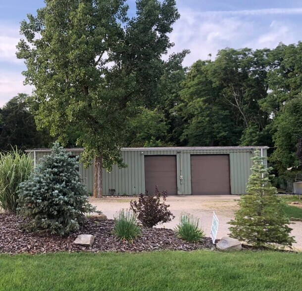 Primary Photo Of 4355 Hickory Ridge Ave, Brunswick Warehouse For Sale