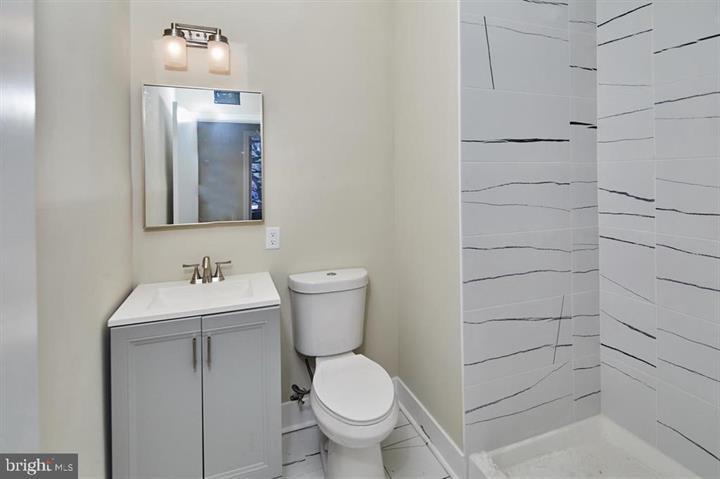 More Photos Of , Wilmington Multifamily For Sale