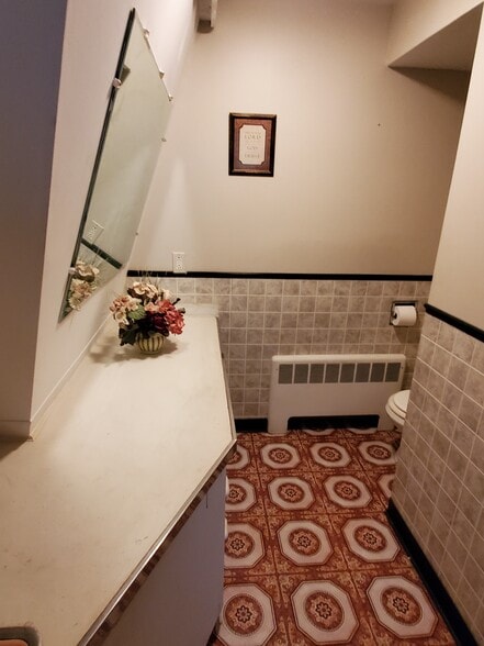 More Photos Of 165 N Ocean Ave, Patchogue Medical For Sale