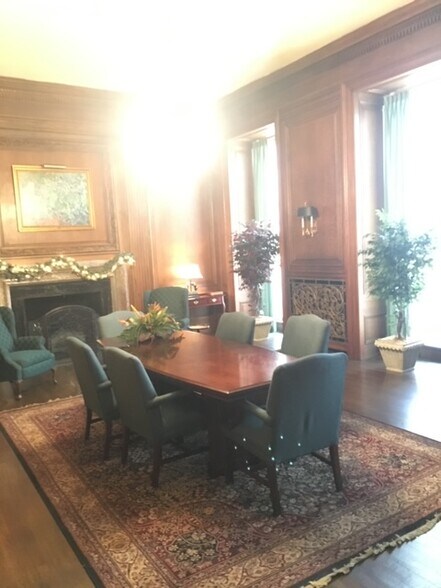 More Photos Of 311 Alexander St, Rochester Office For Lease